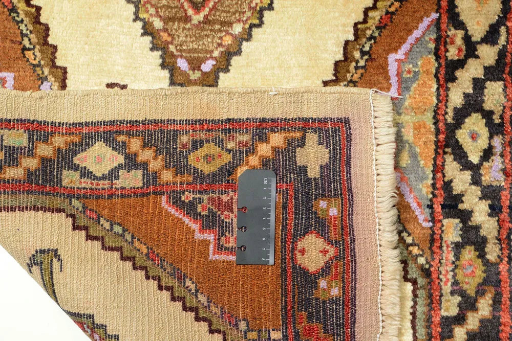 Hamadan Beige