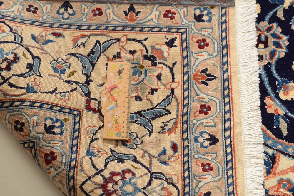 Nain Blue
